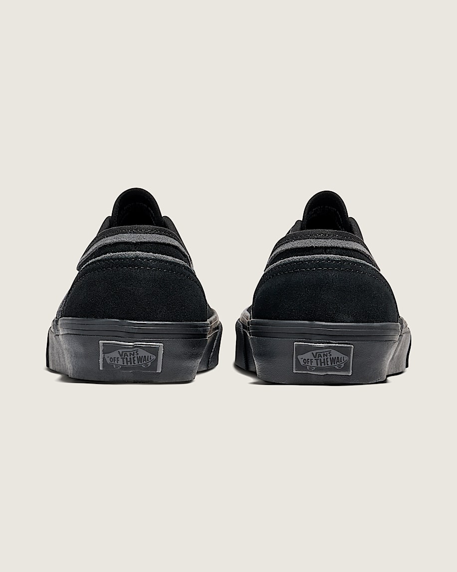 Authentic Suede Shoe in Black / Grey | Vans