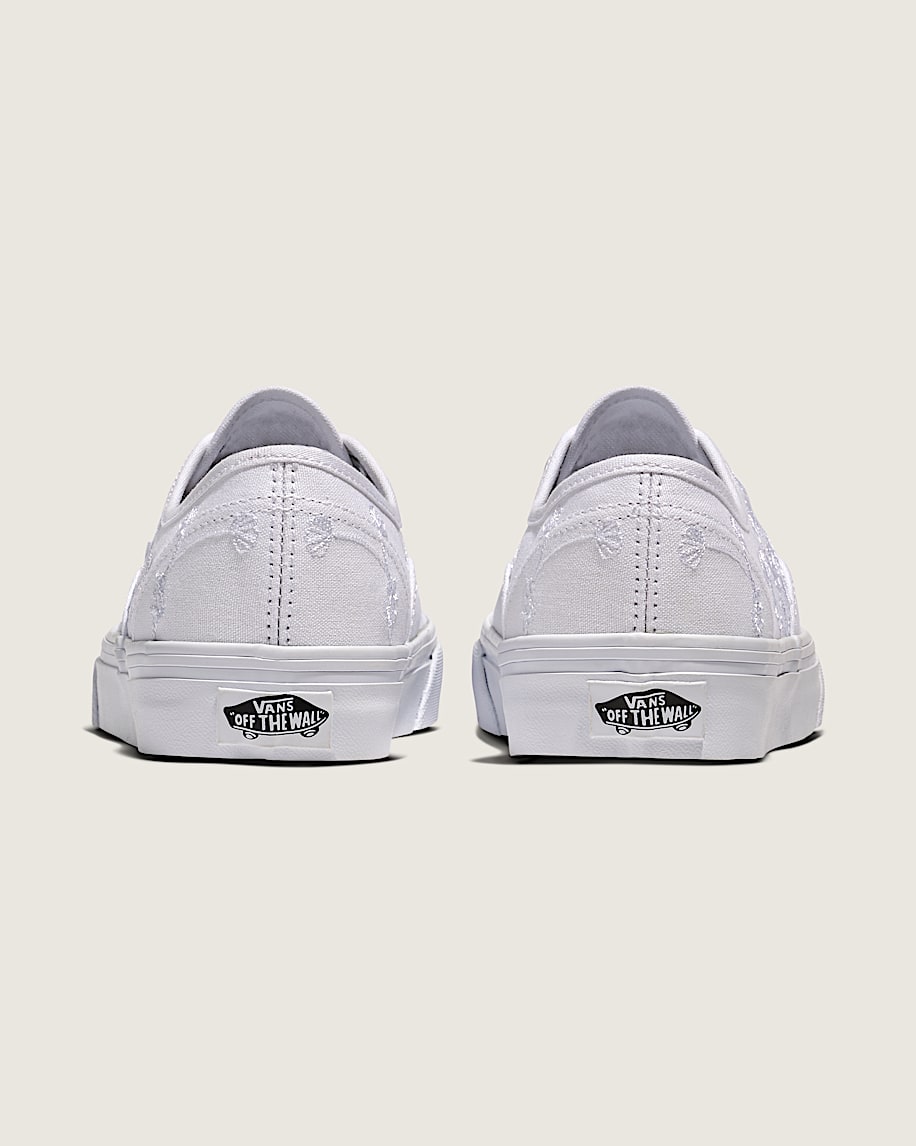 【Vans】☆スニーカー☆ Authentic Shoe Authentic Shoe en White | Vans CA