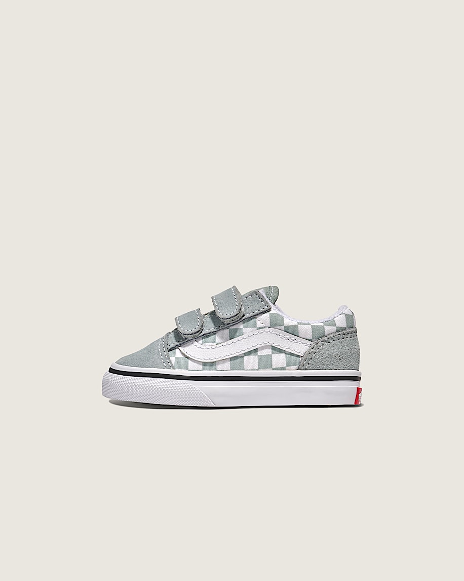 VANS ★【スニーカー】Old Skool V Shoe 確かなグリップ力の一足 Kids Old Skool Shoes (4-8 years) in Blue| Vans UK