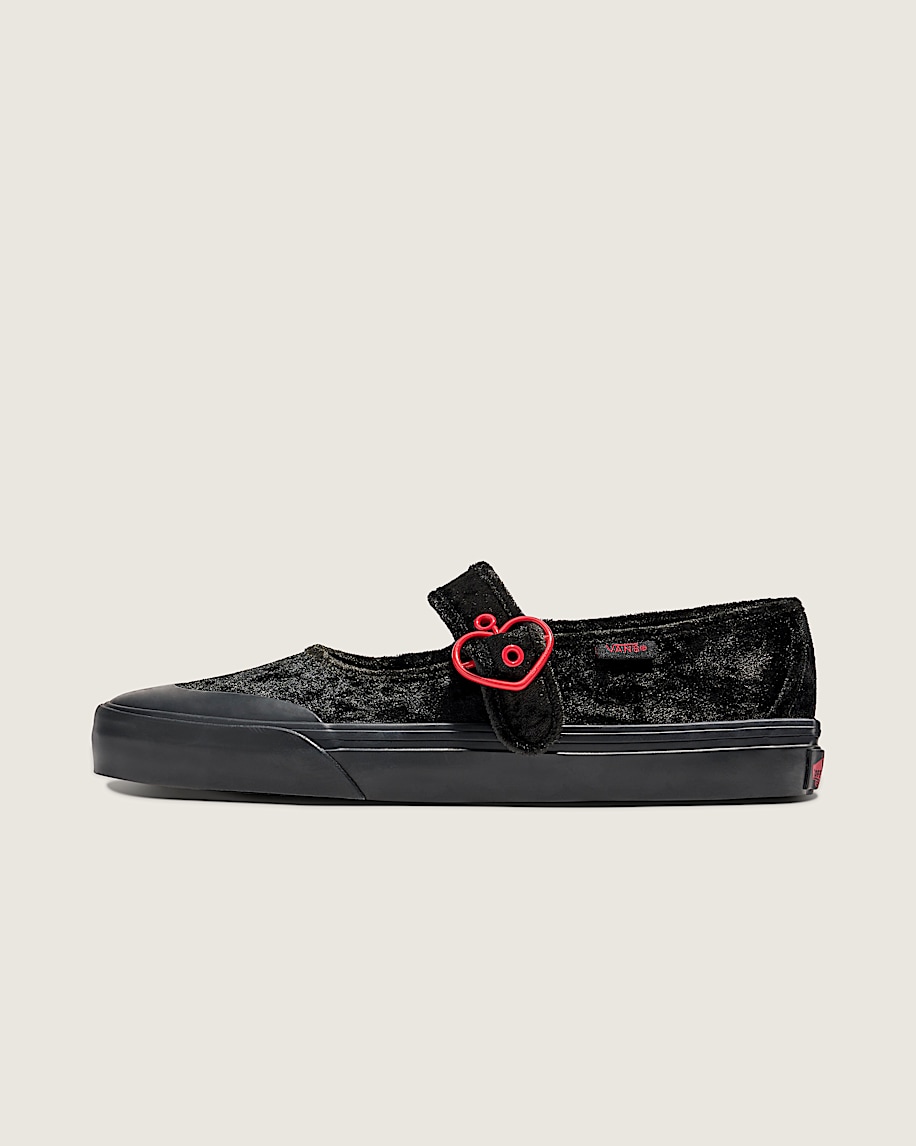 ◆VANS◆ Mary Jane Heart Black Red VN000CRR4581 Mary Jane Shoe en Black / Red | Vans CA
