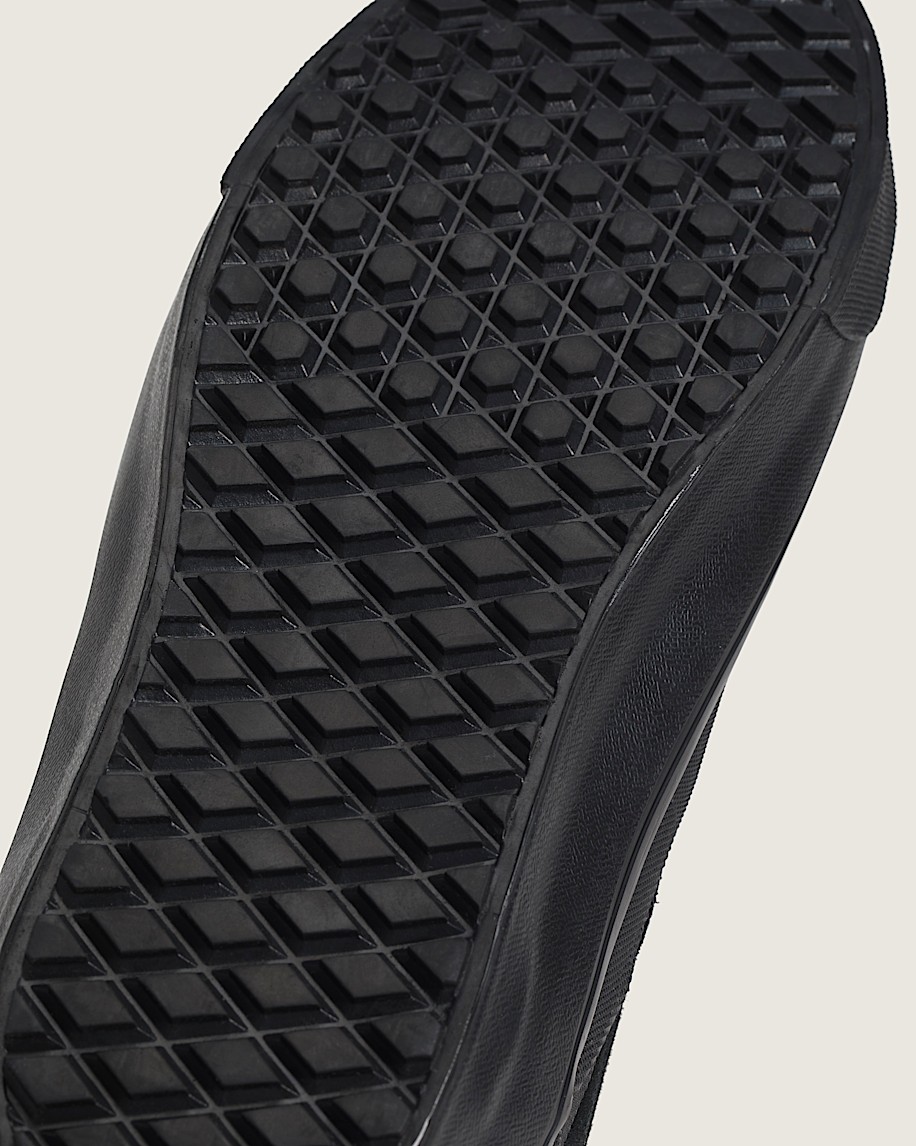 Mid-Slip Insulated Shoe - 5