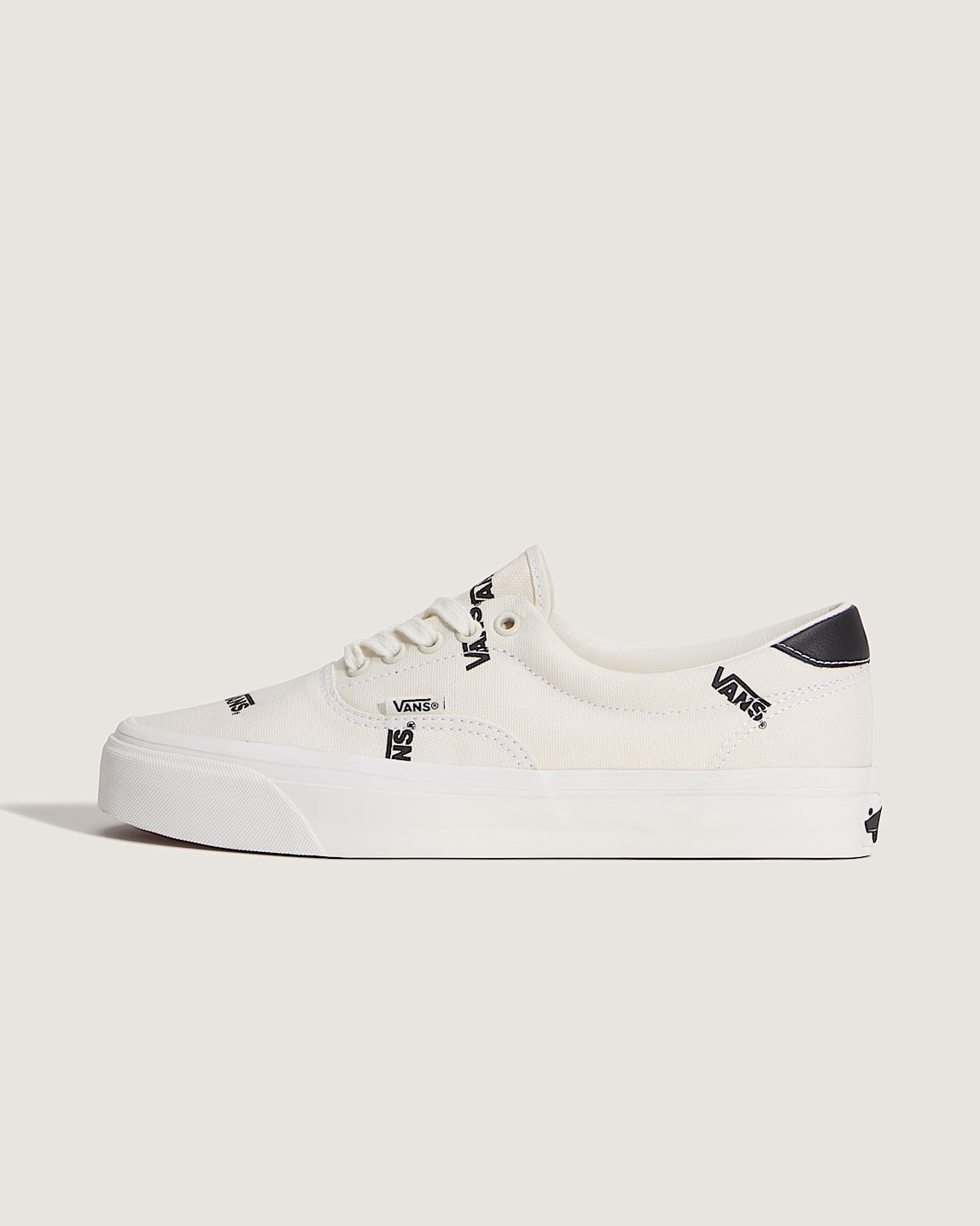 OTW Chukka 49 Vibram in Marshmallow White | Vans