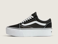 Black/True White