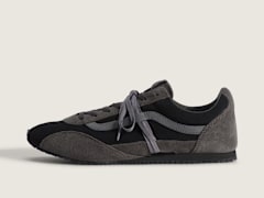 Elevated Suede Black/Dark Gray