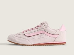 Pale Petal Pink