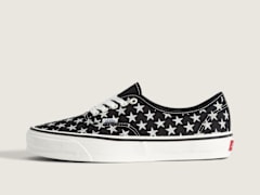 Black/Marshmallow White