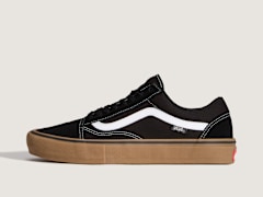 Gum Black/White