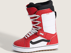 Red/True White