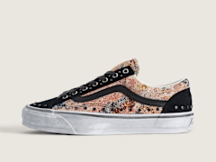 Floral Rivets Black/Multi
