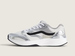 Silver/White