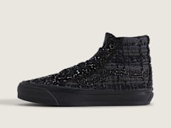 Black/Black