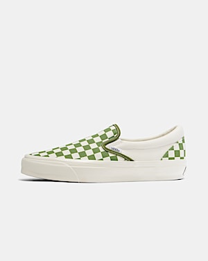 Vans slip on limited edition top