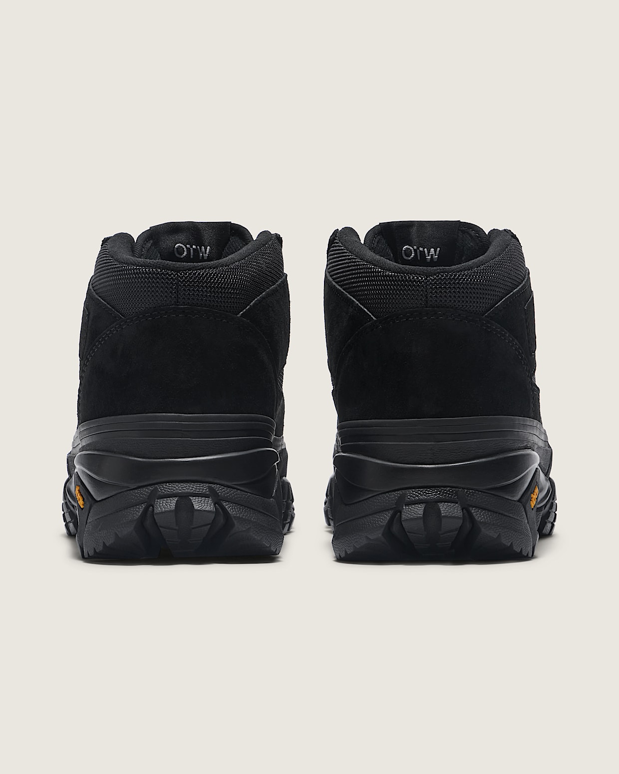 OTW Half Cab 33 Vibram in Black | Vans