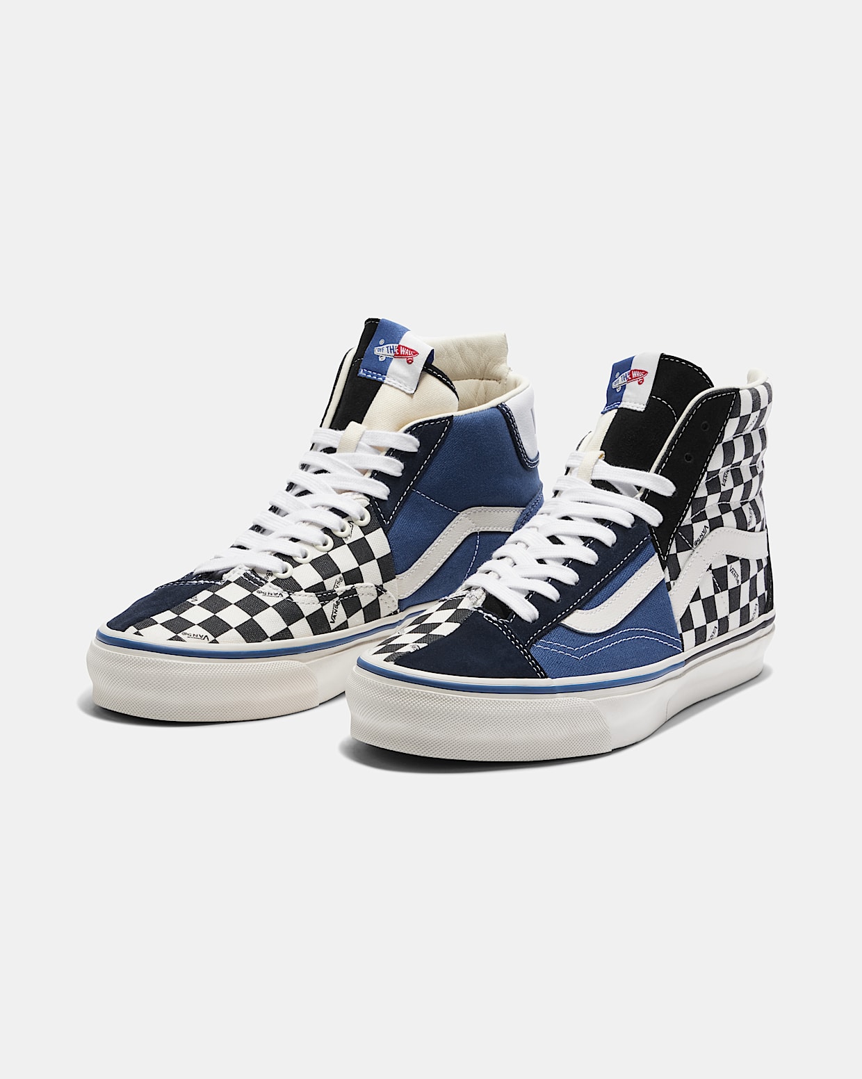 Premium Clash the Wall in Checkerboard Black White Blue Vans