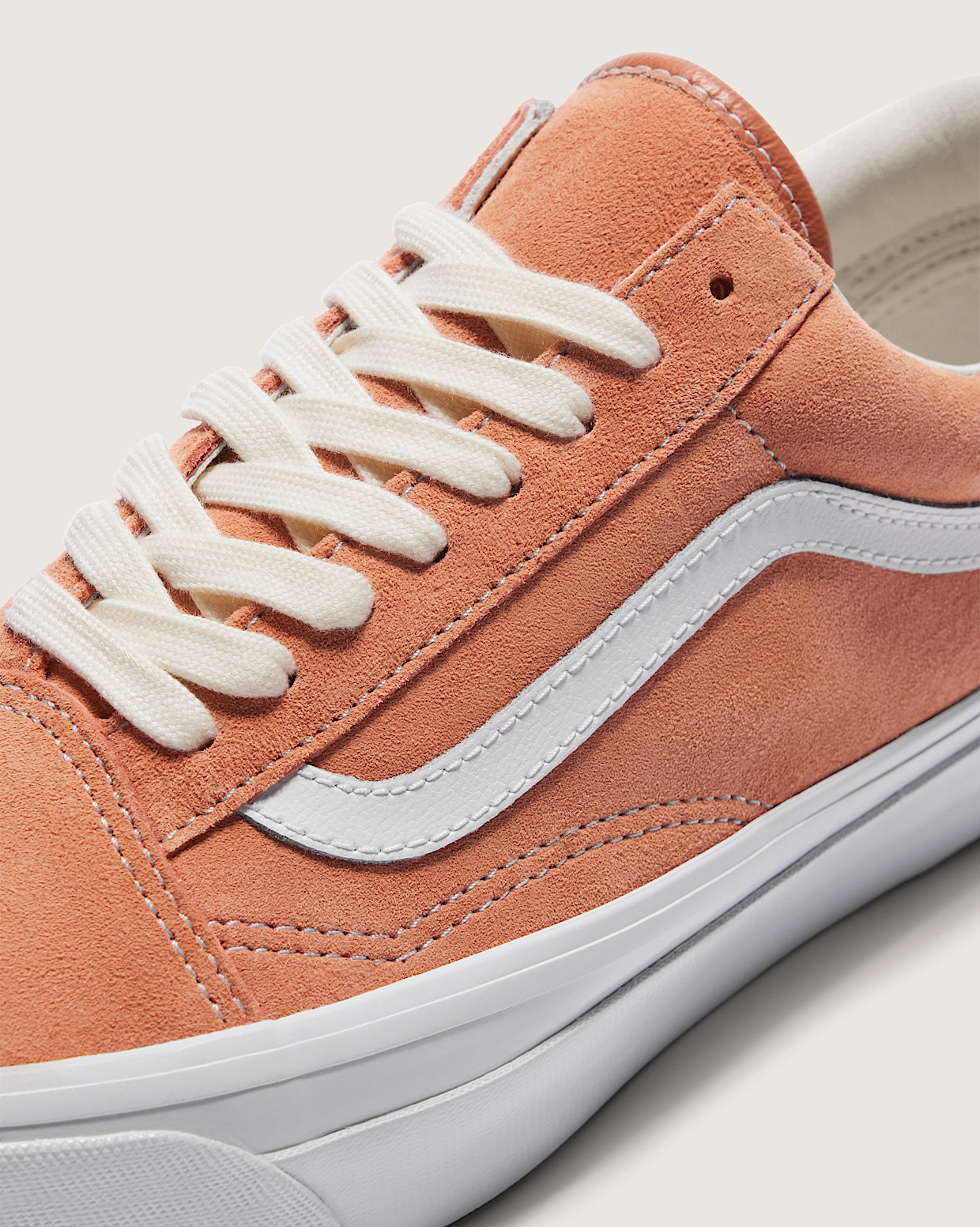 Premium Old Skool 36 in Amber Orange Vans