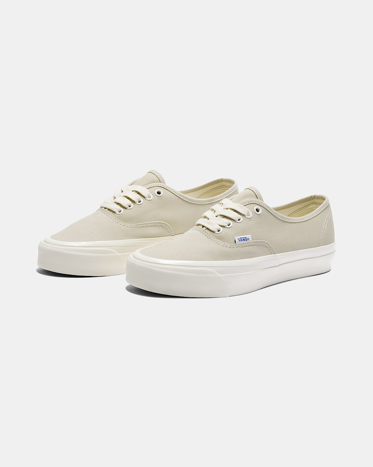 Vans cream authentic top