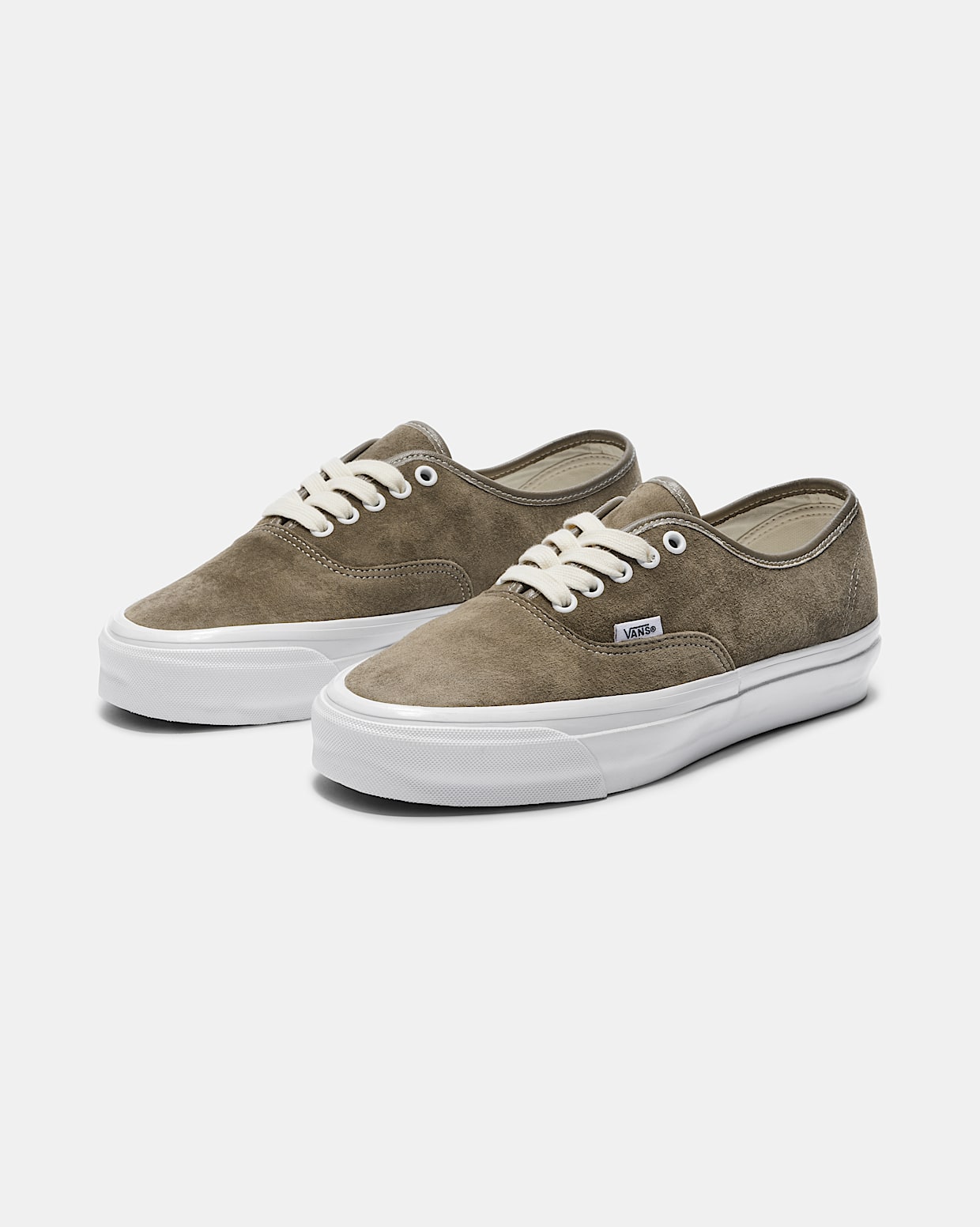 Pig suede authentic vans top