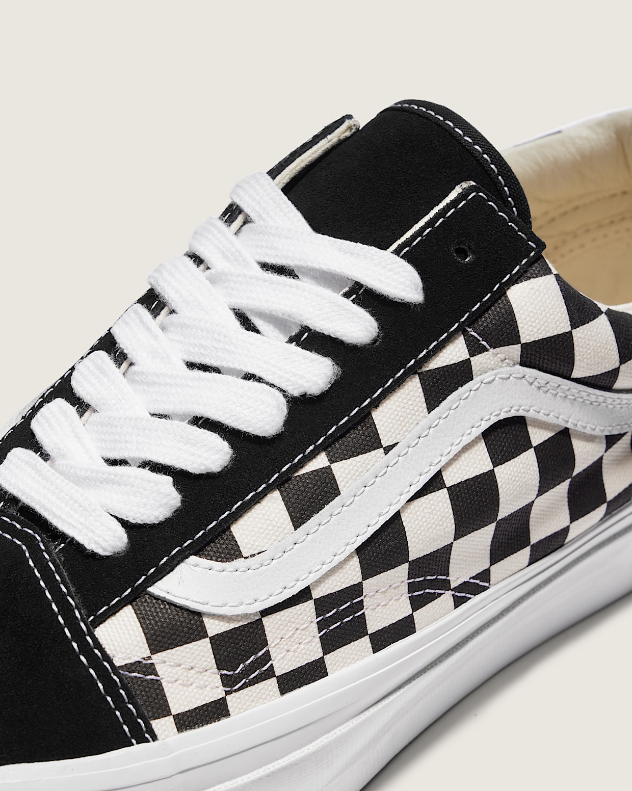 Premium Old Skool 36 in Checkerboard Black White Vans