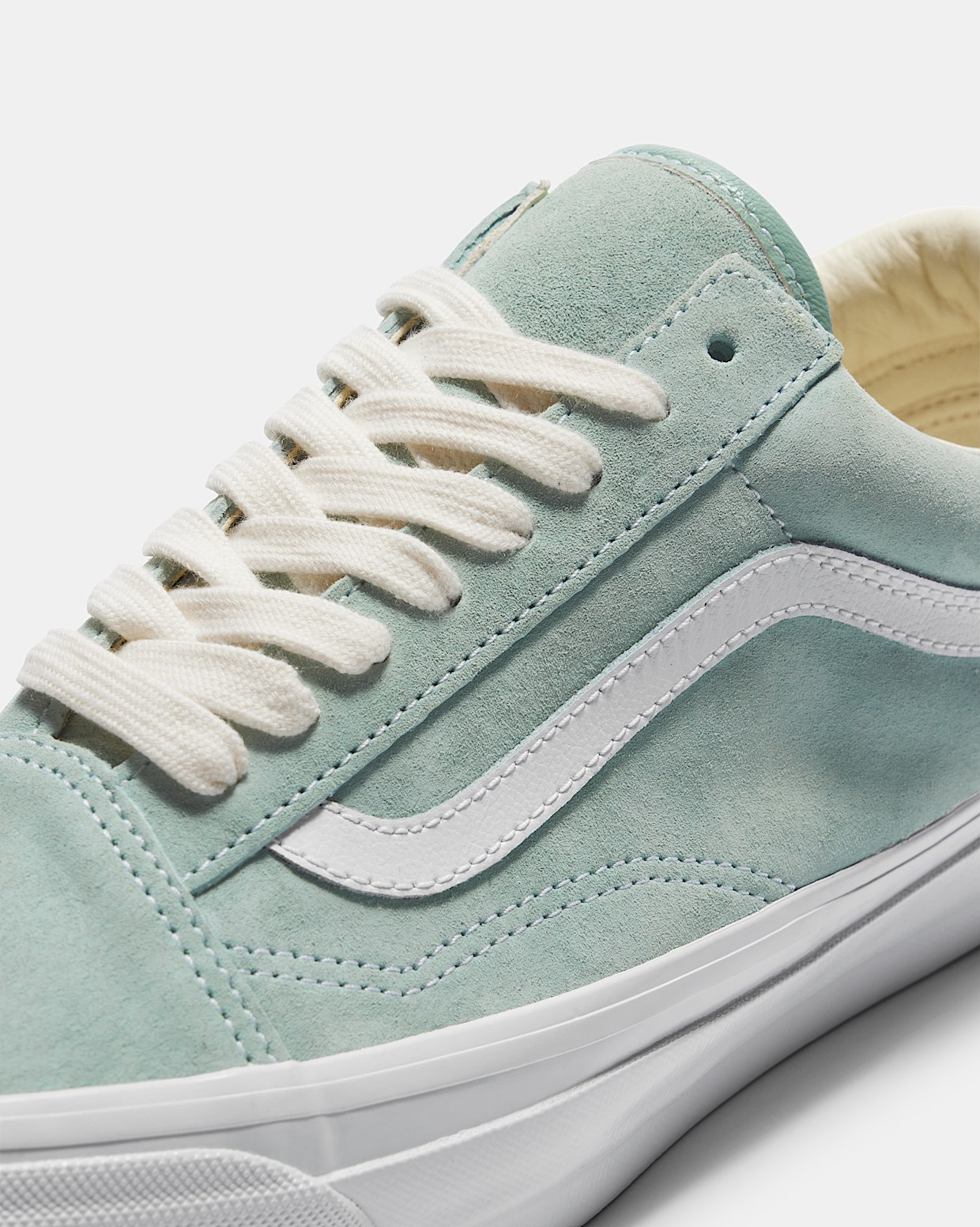 Premium Old Skool 36 in Iceberg Blue Vans
