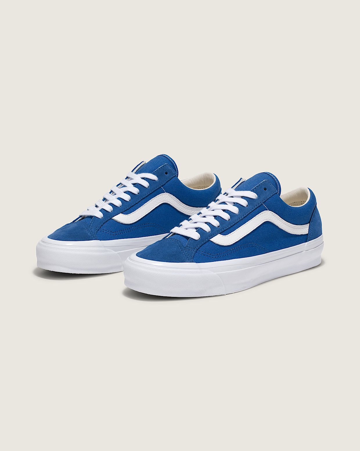 Low top blue vans top