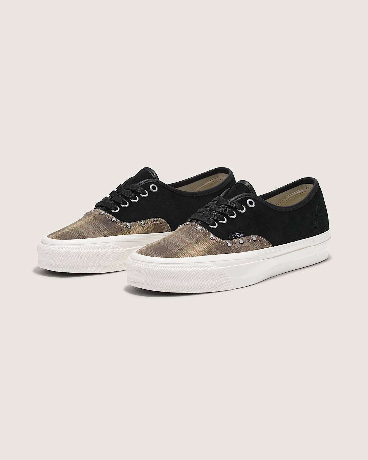 Premium Authentic 44 in Prep Plaid Olive Green Vans