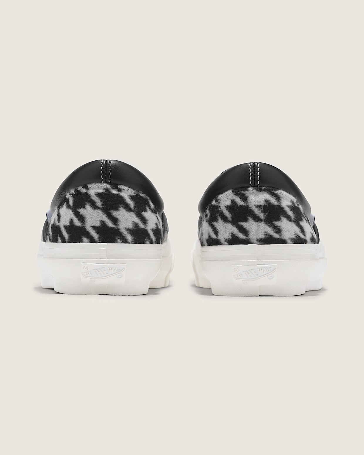 Premium Slip On 98 in Houndstooth Black Vans