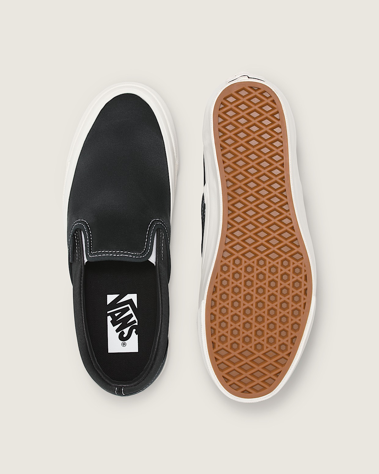 Premium Slip On 98 Satin in Jet Set Black Vans