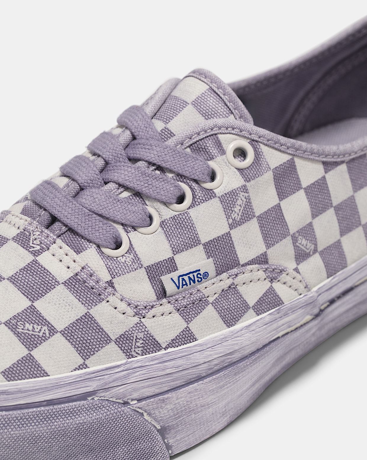 Premium Authentic 44 in Dip Dye Checkerboard Lavender Grey Vans
