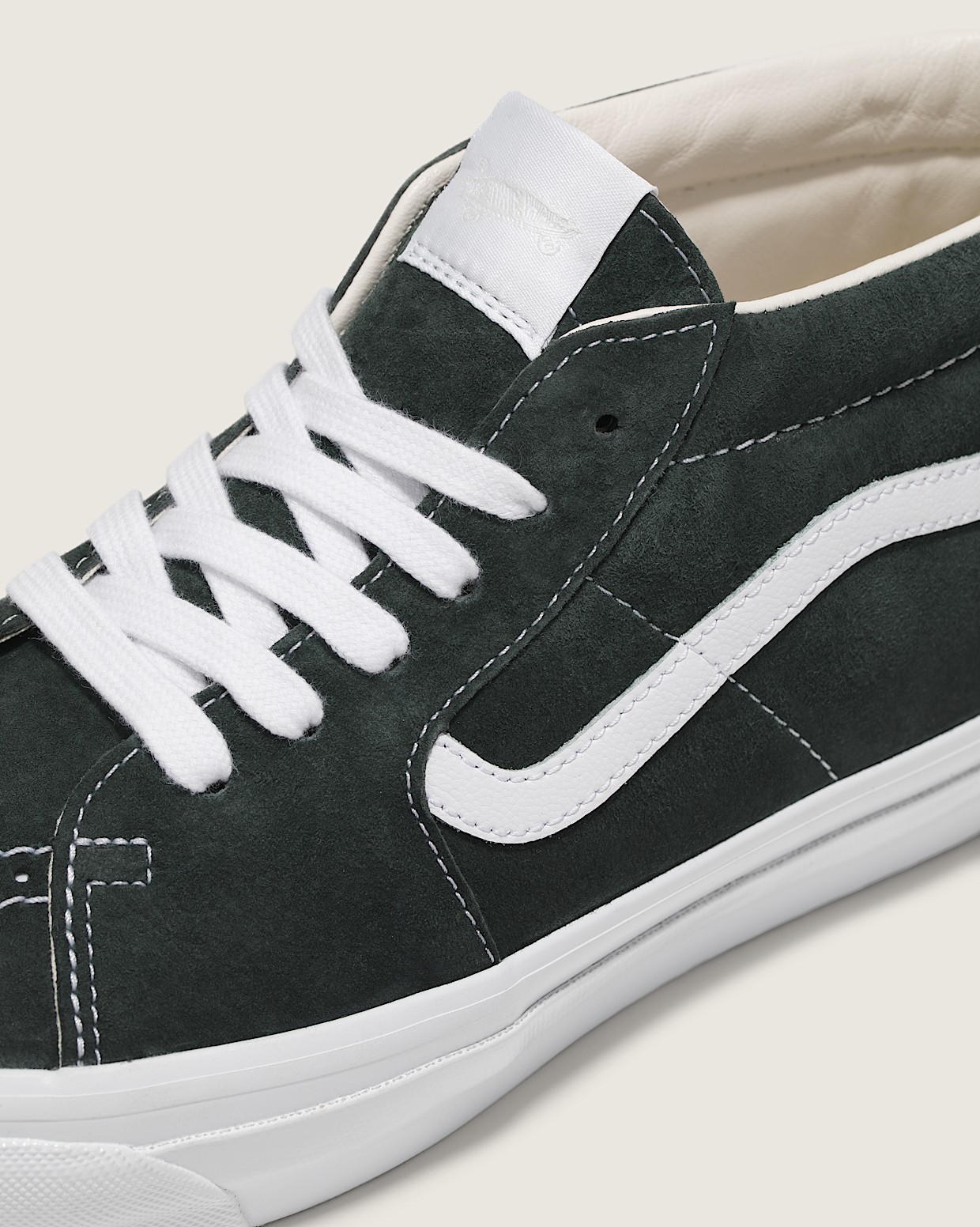 Premium Sk8 Mid 83 Suede in Scarab Black Vans