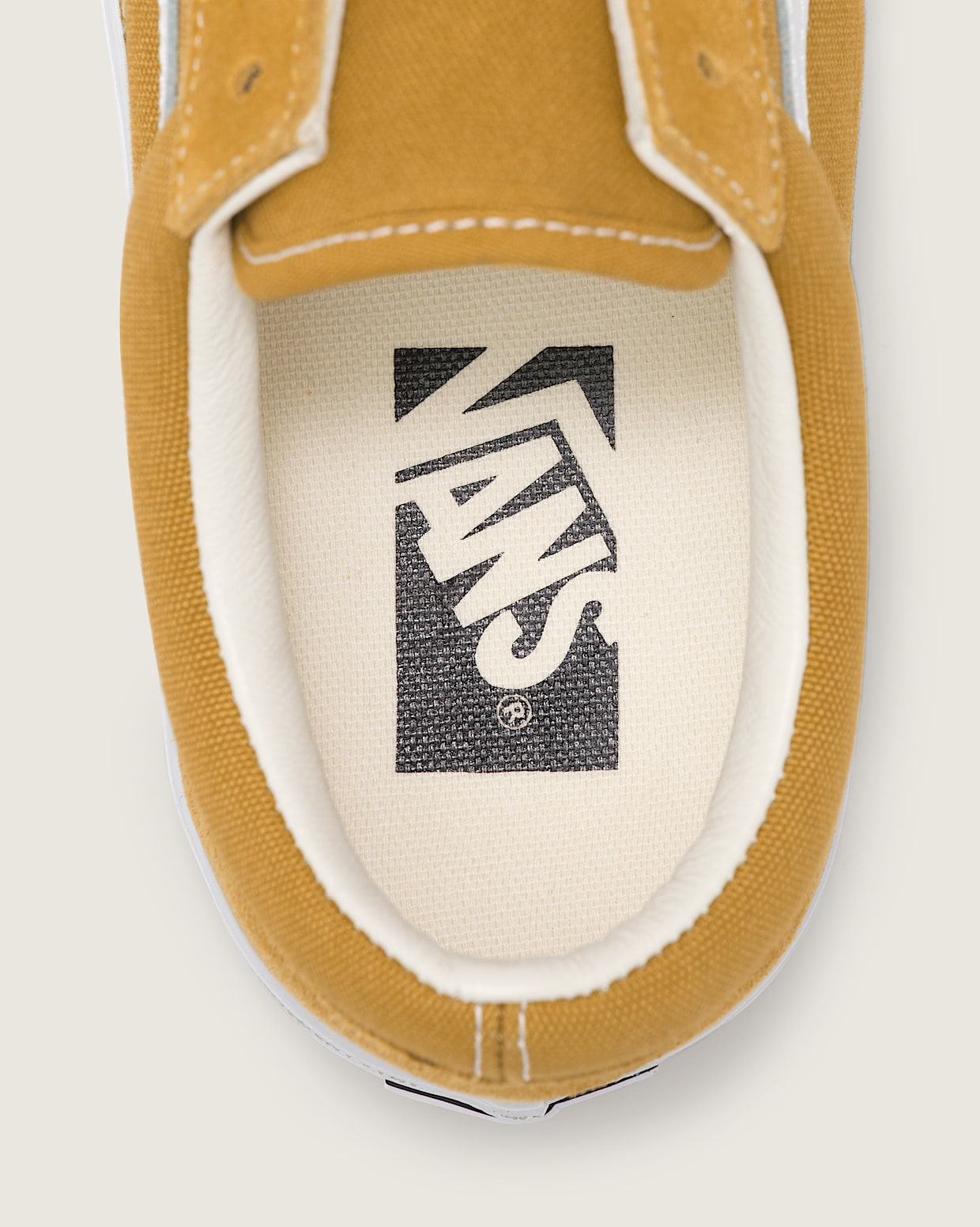 Premium Old Skool in Harvest Gold Vans