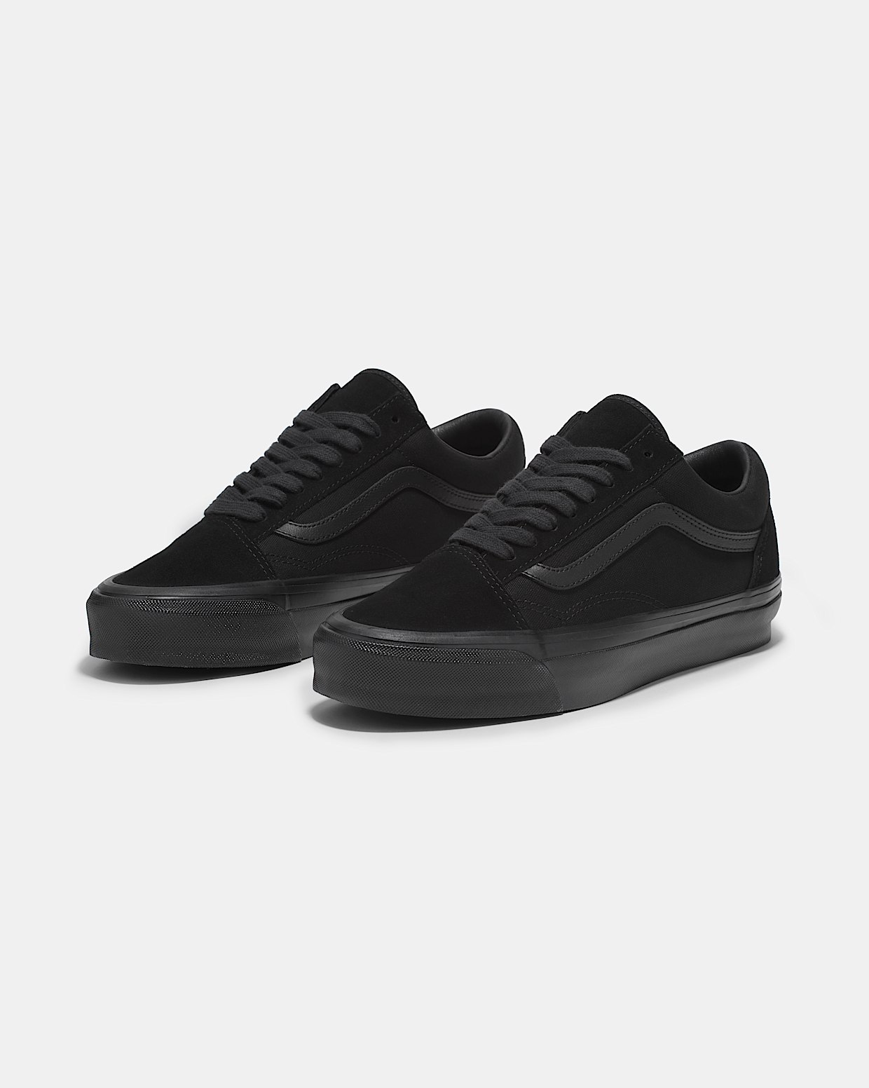 Vans black on black old skool store