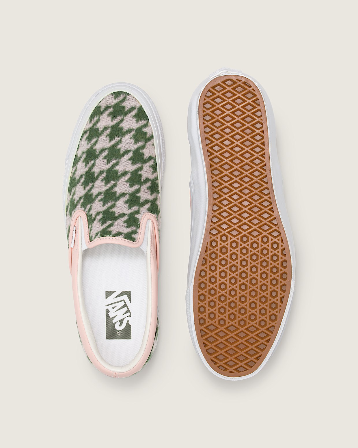 Premium Slip On 98 in Houndstooth Blush Pink Vans