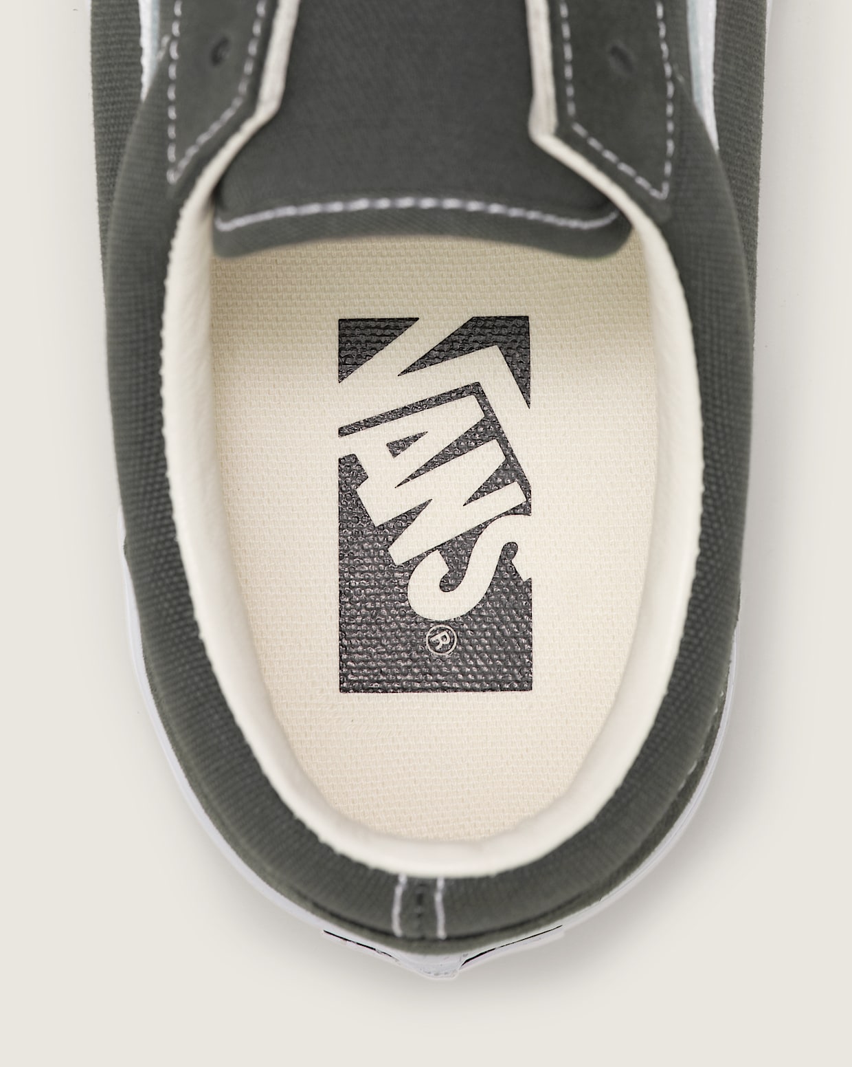 Premium Old Skool in Gunmetal Black | Vans