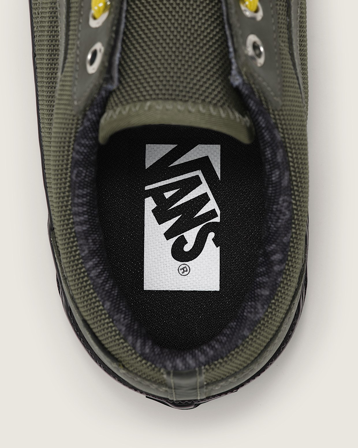 Premium Old Skool Gore Tex in Grape Leaf Green Vans