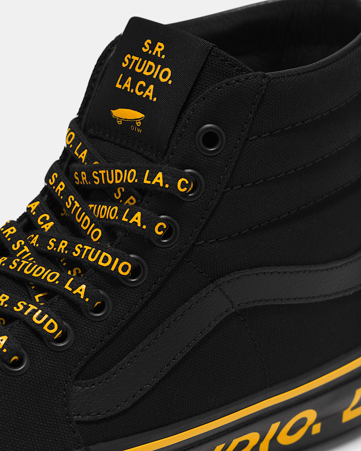 OTW BY VANS X S.R. STUDIO. LA. CA. Sk8 Hi 38 Vibram in Black Orange Vans