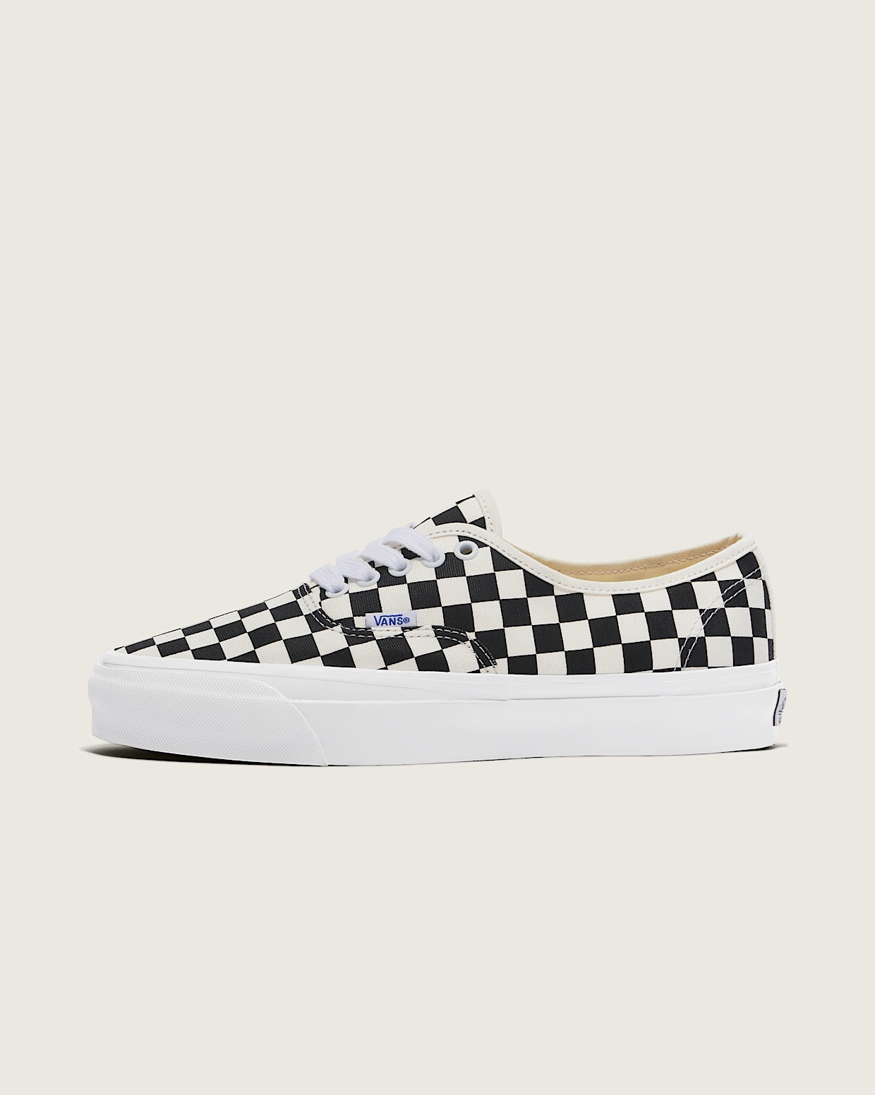 Vans authentic shoes black and white on sale