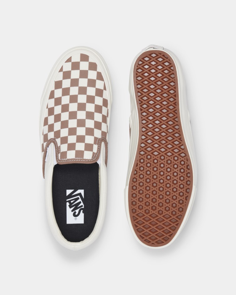 Vans slip 2025 on premium